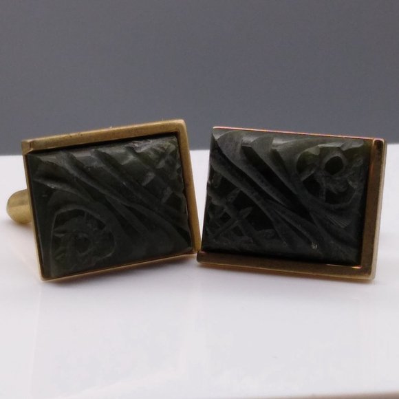 Vintage Anson Carved Jade Cufflinks, Gold Tone Squares with Dark Green Stones - Picture 3 of 5